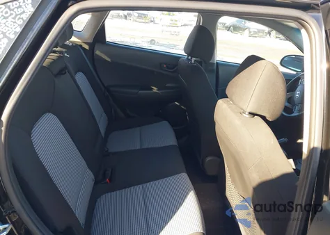 2021 Hyundai Kona Se z USA, uszkodzony, nr VIN KM8K1CAA3MU746077